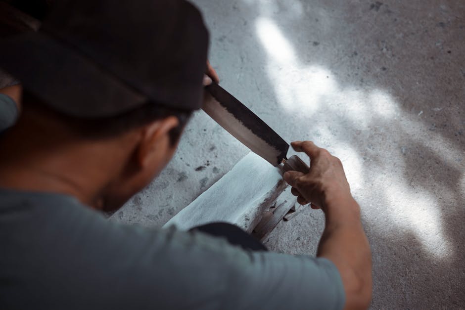 How to Sharpen Kitchen Knives at Home the Right Way