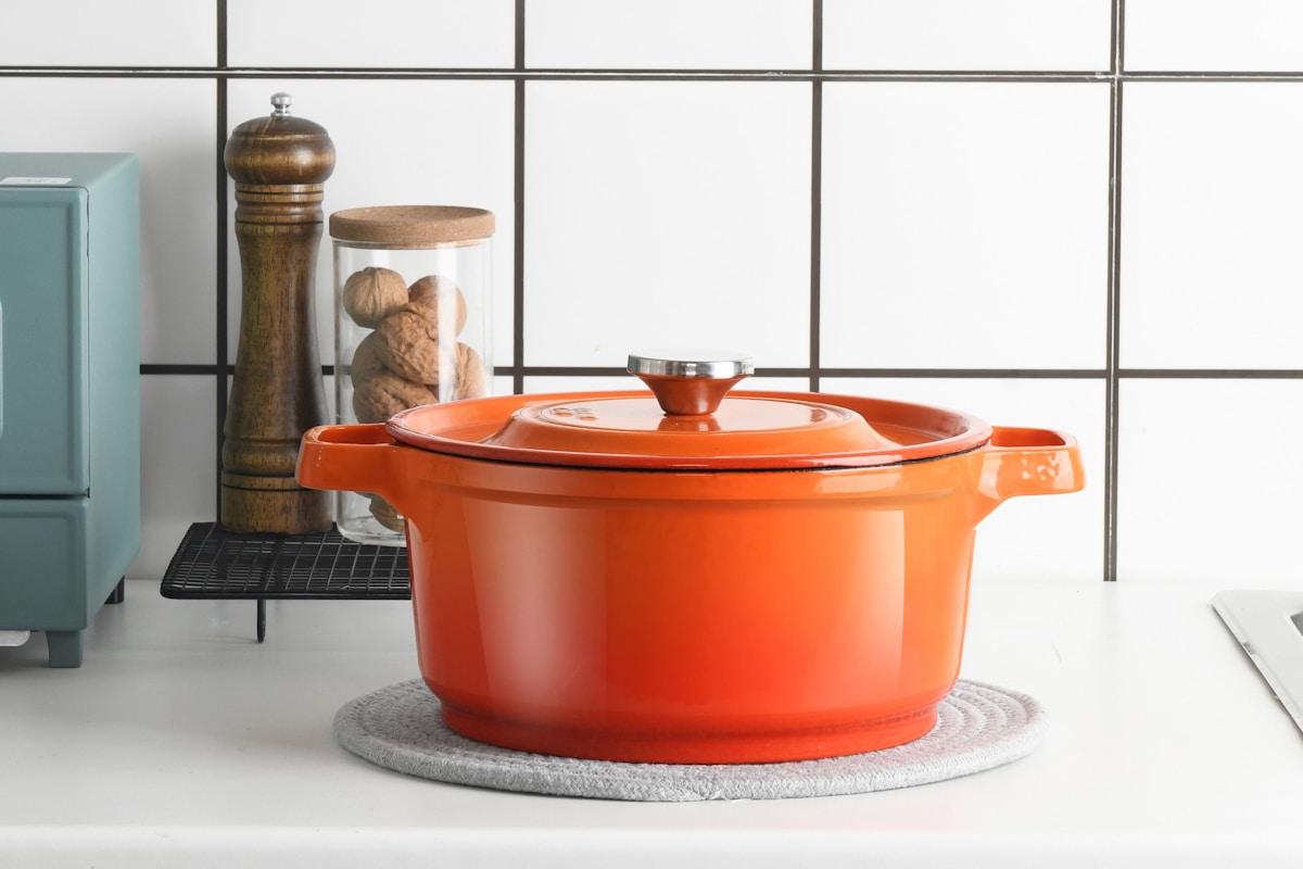 How to Use a Mandoline Slicer Safely (2026 Guide)